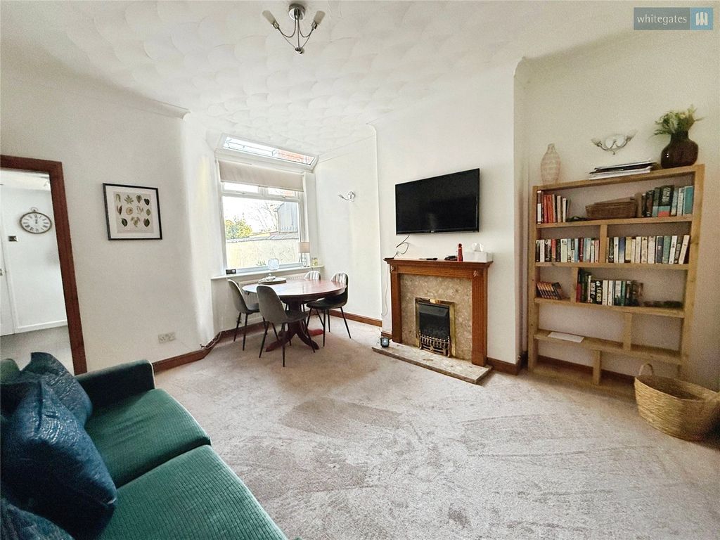 Property photo 3 of 13 Picture No. 08