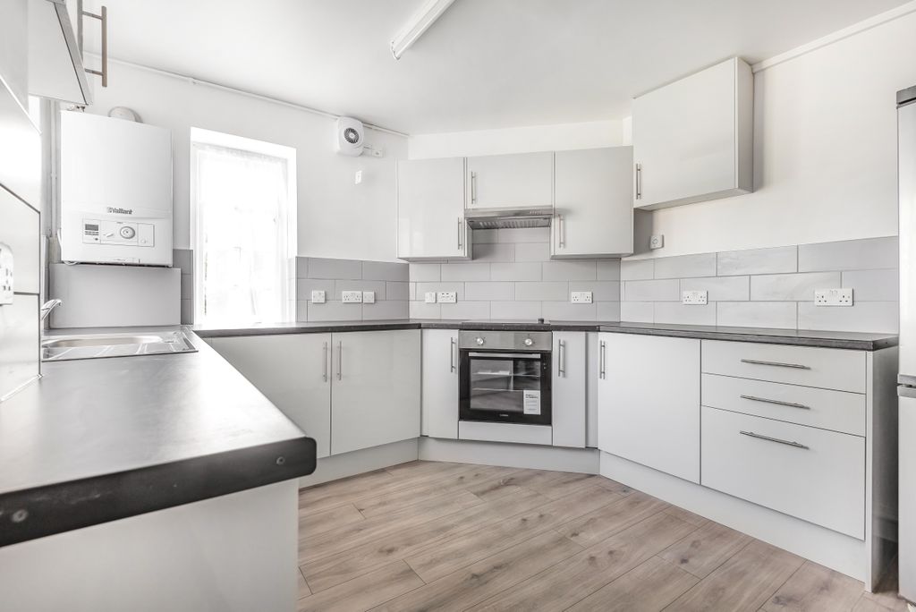 Property photo 2 of 7 624119 (5)