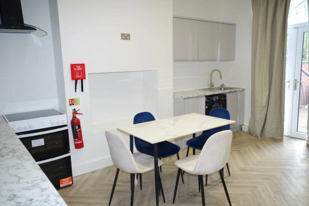 Property photo 2 of 15 Picture No. 02