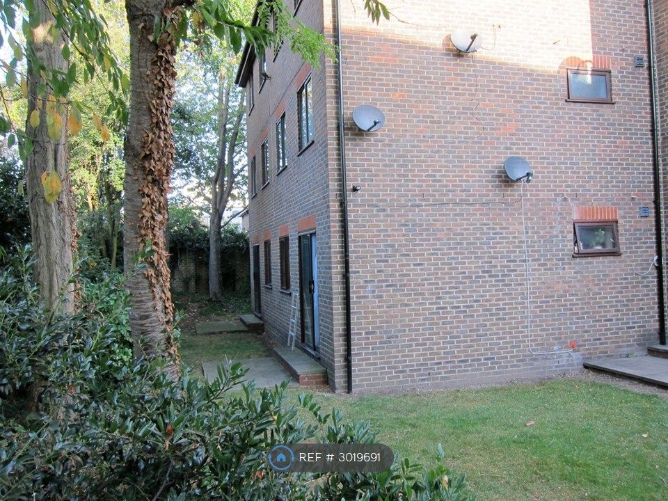 Property photo 1 of 14 Outside Back