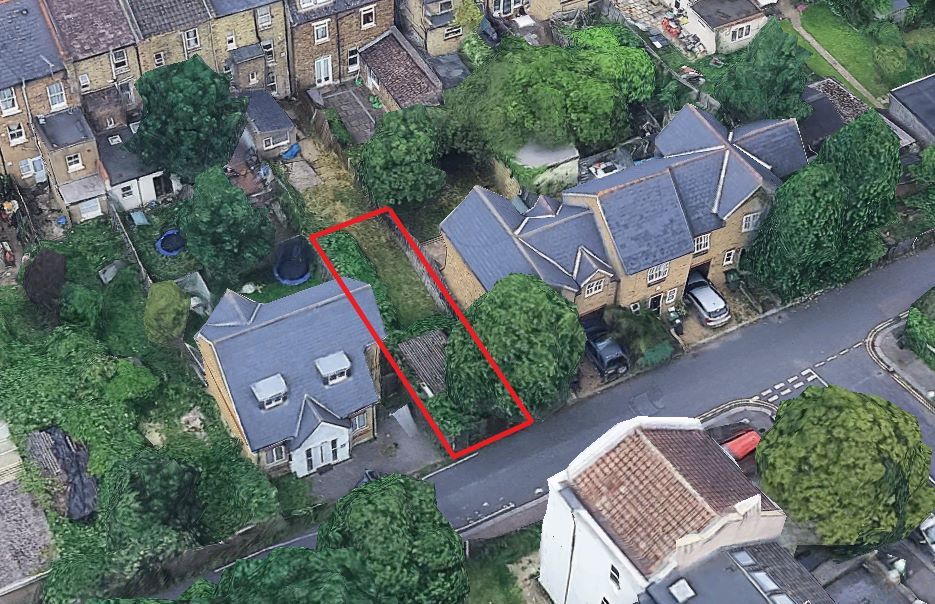 Property photo 2 of 3