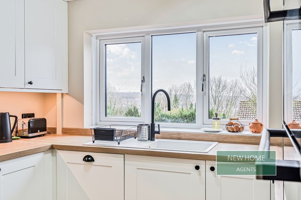 Property photo 3 of 21 Photo 41