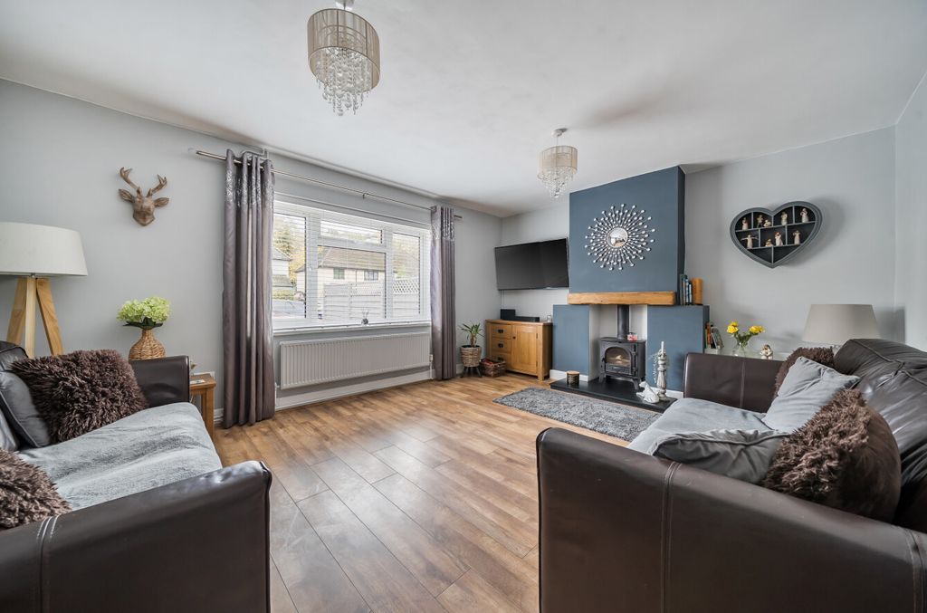 Property photo 3 of 19 1372842-7-6908d2d...