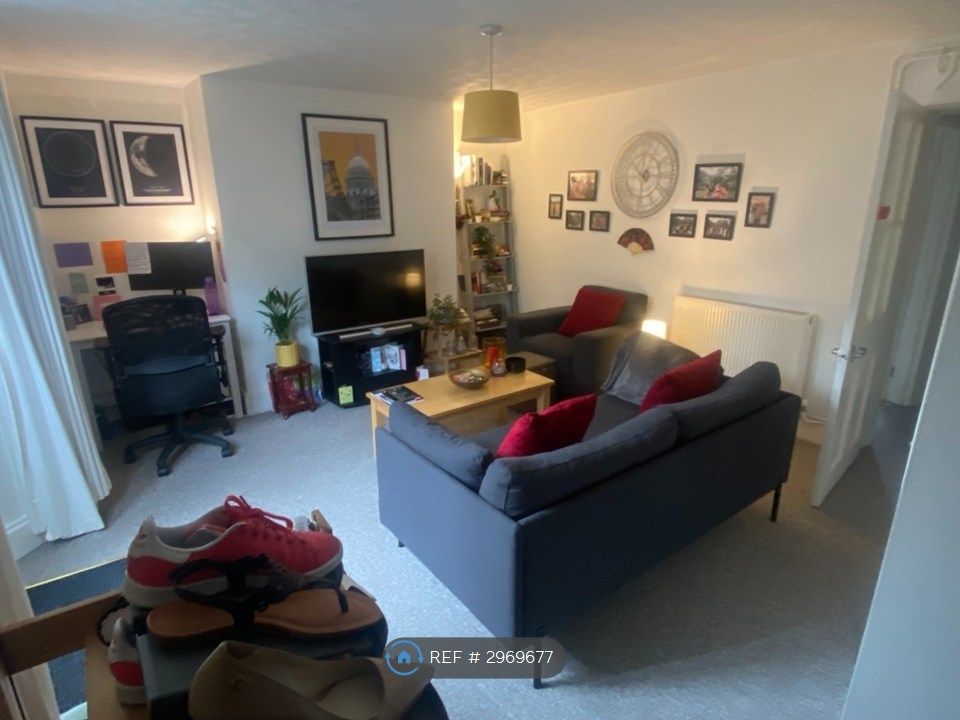 Property photo 2 of 7 Sitting Room
