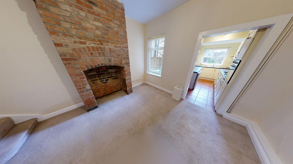 Property photo 3 of 10 3.Jpg