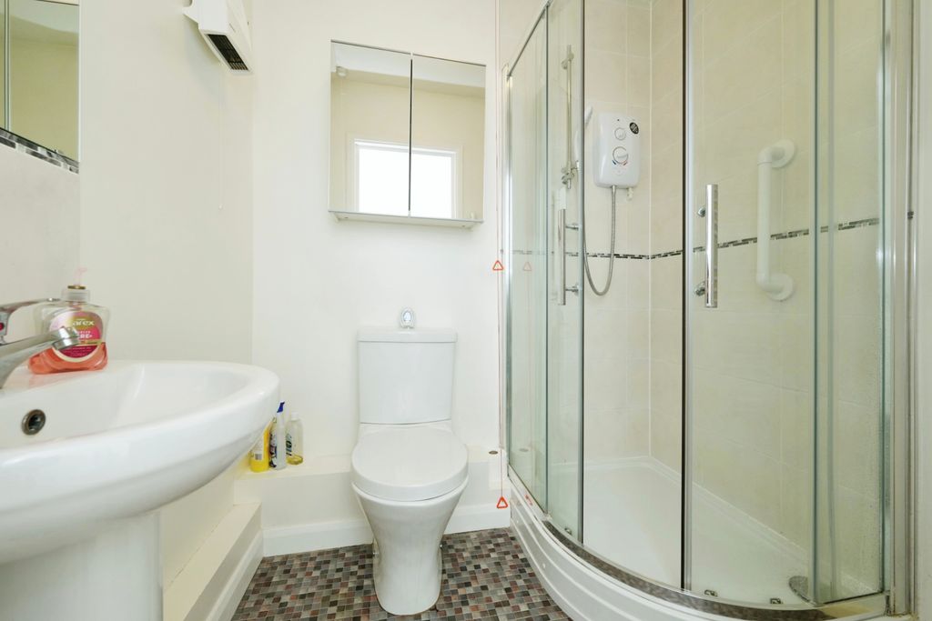 Additional image 8 of 2 bed flat for saleTanners Court, Thornbury BS35