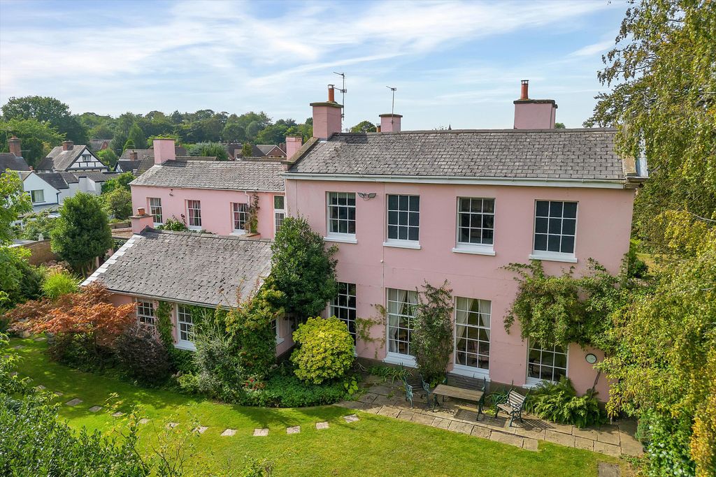 Property photo 2 of 25 The Beeches