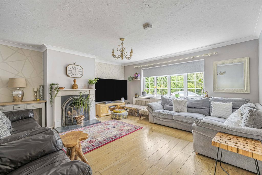 Property photo 2 of 21 Picture No. 29