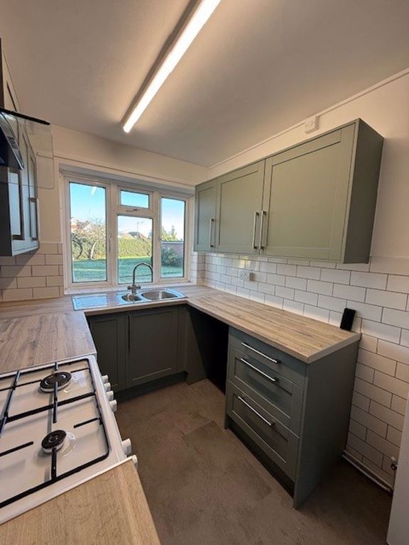 Property photo 2 of 14 Photo 11