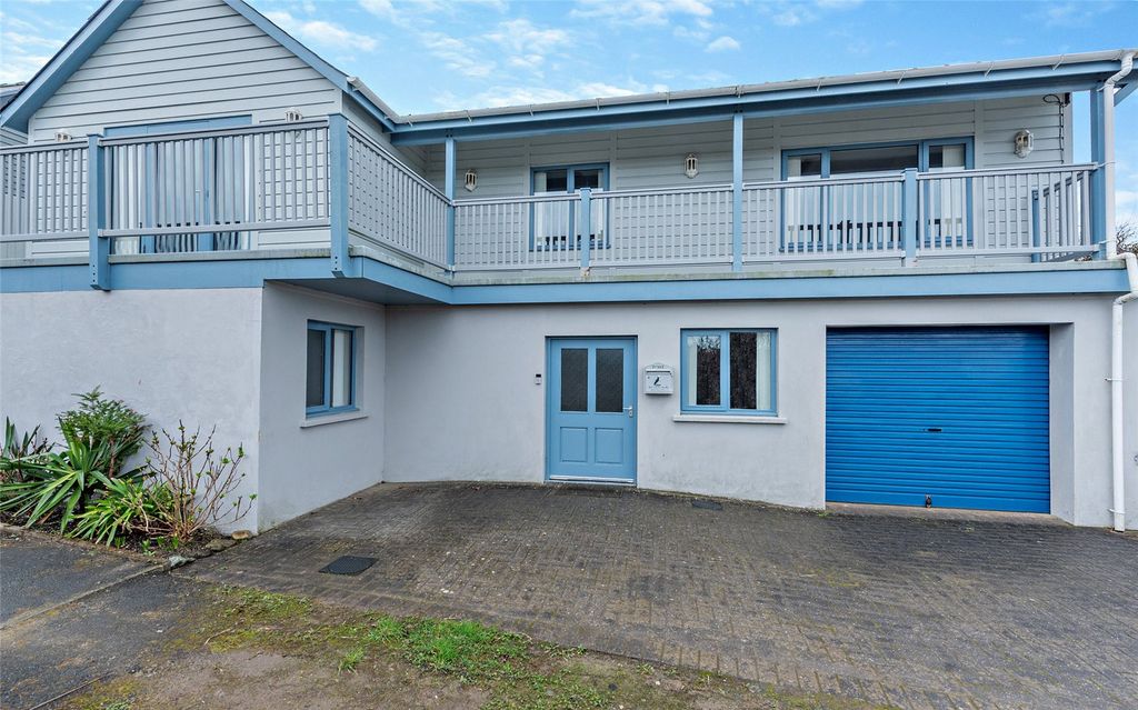 Property photo 1 of 32 Picture No. 01