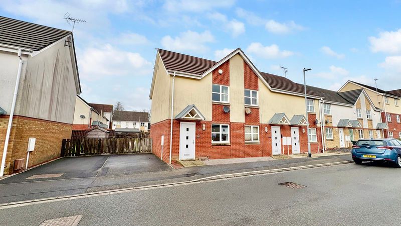 Property photo 1 of 15 Photo 15