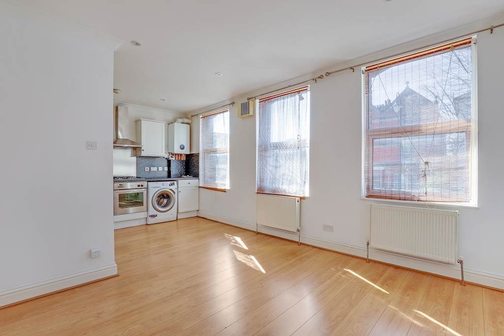 Property photo 3 of 7