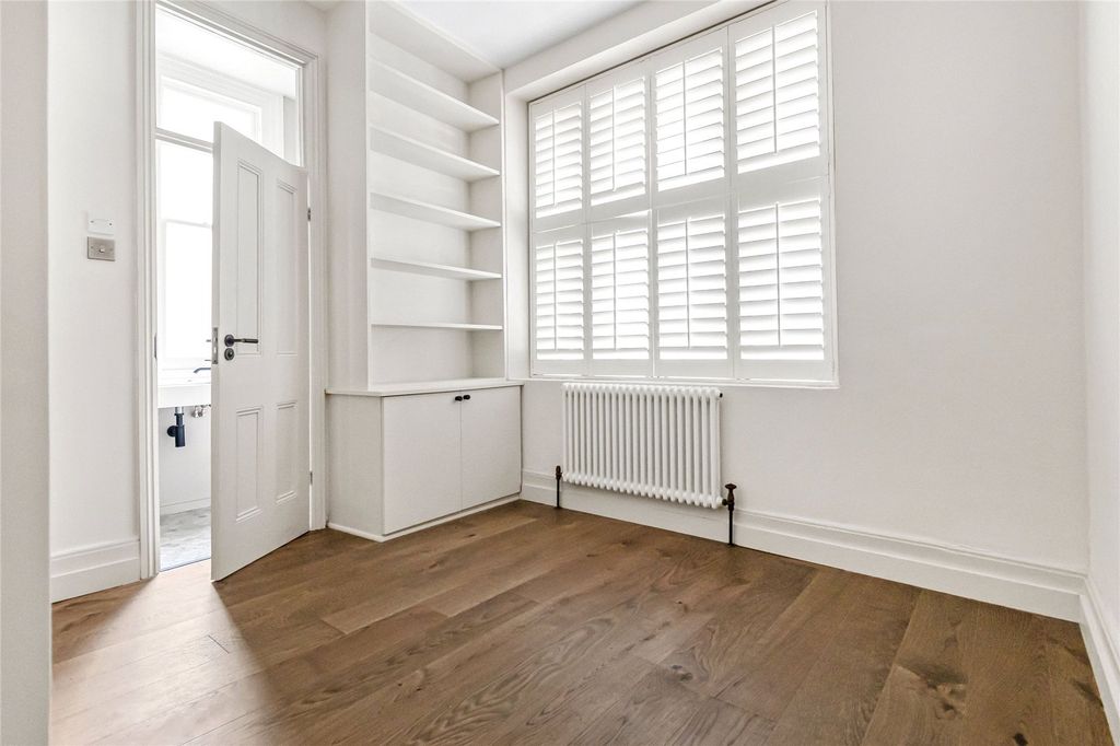 Property photo 2 of 27 Picture No. 01