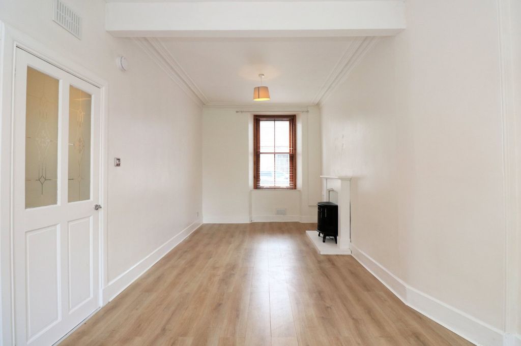 Property photo 3 of 15 3