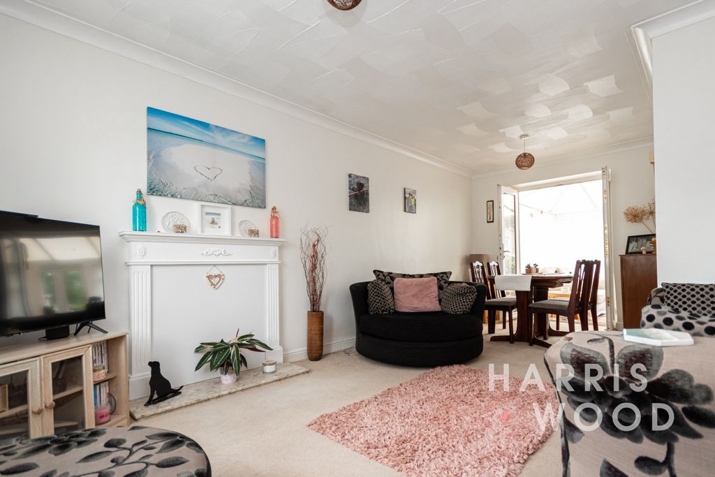 Property photo 2 of 23 4286302