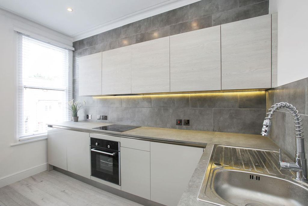 Property photo 2 of 8 8381B0Af-4832-4A12-90De-045915Eaa6Dbaslinks - 36B
