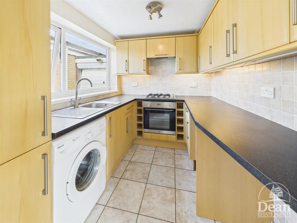 Property photo 2 of 12