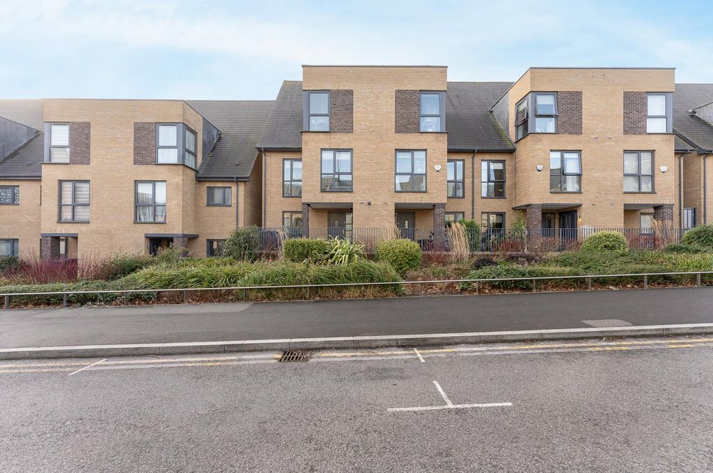 Property photo 1 of 19 001.Jpg