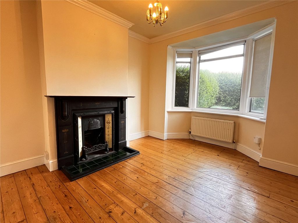Property photo 2 of 19 Picture No. 04