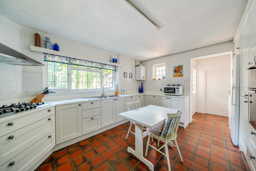 Property photo 2 of 23 1522376-15-1A0A57...