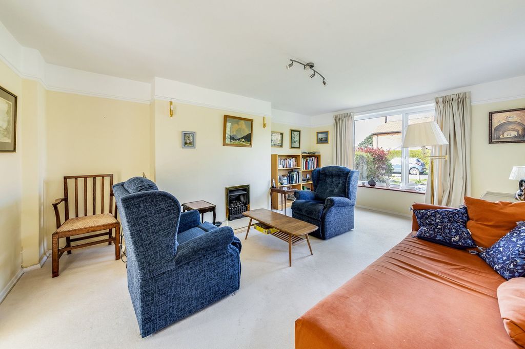 Property photo 3 of 26