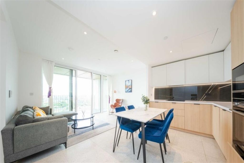 Property photo 1 of 16 (Main)