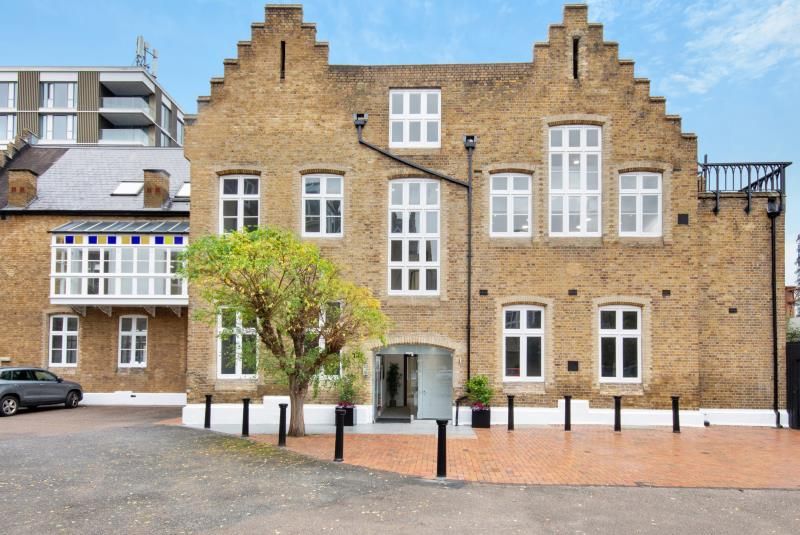 Property photo 1 of 10