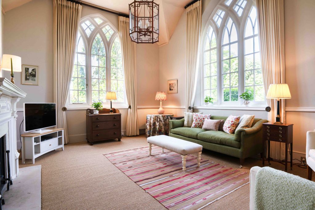 Property photo 3 of 26