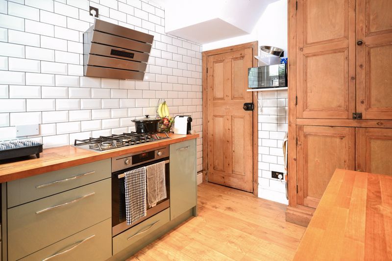 Property photo 3 of 19 Photo 22