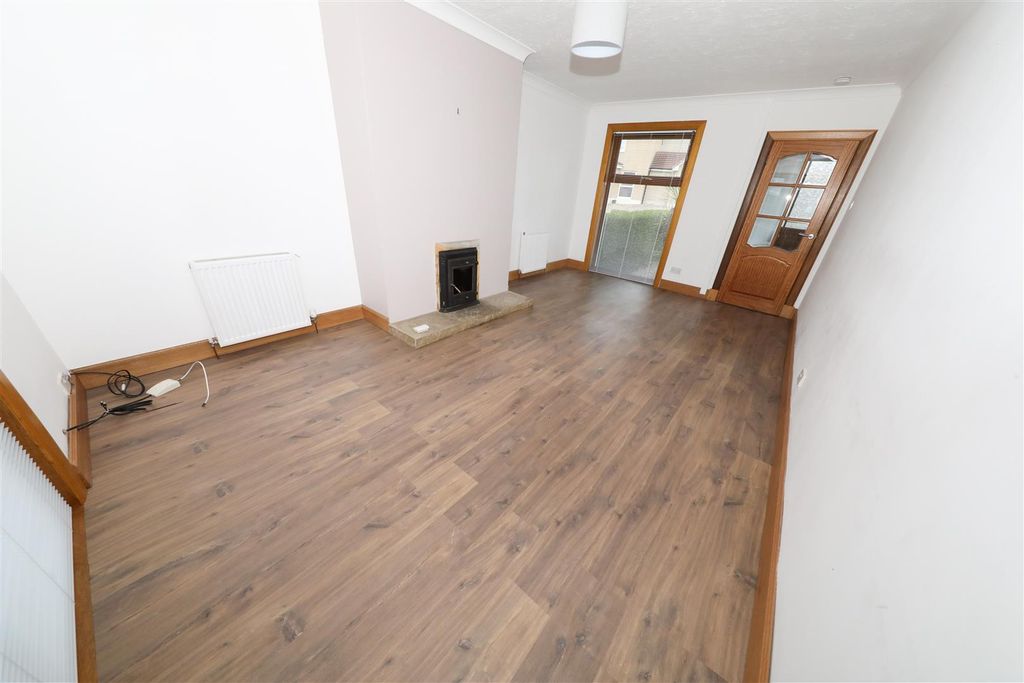 Property photo 3 of 15 c