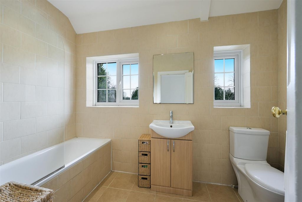 Additional image 22 of 5 bed detached house for saleHollymead Road, Chipstead, Coulsdon CR5