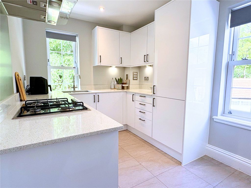 Property photo 3 of 12 Picture No. 27