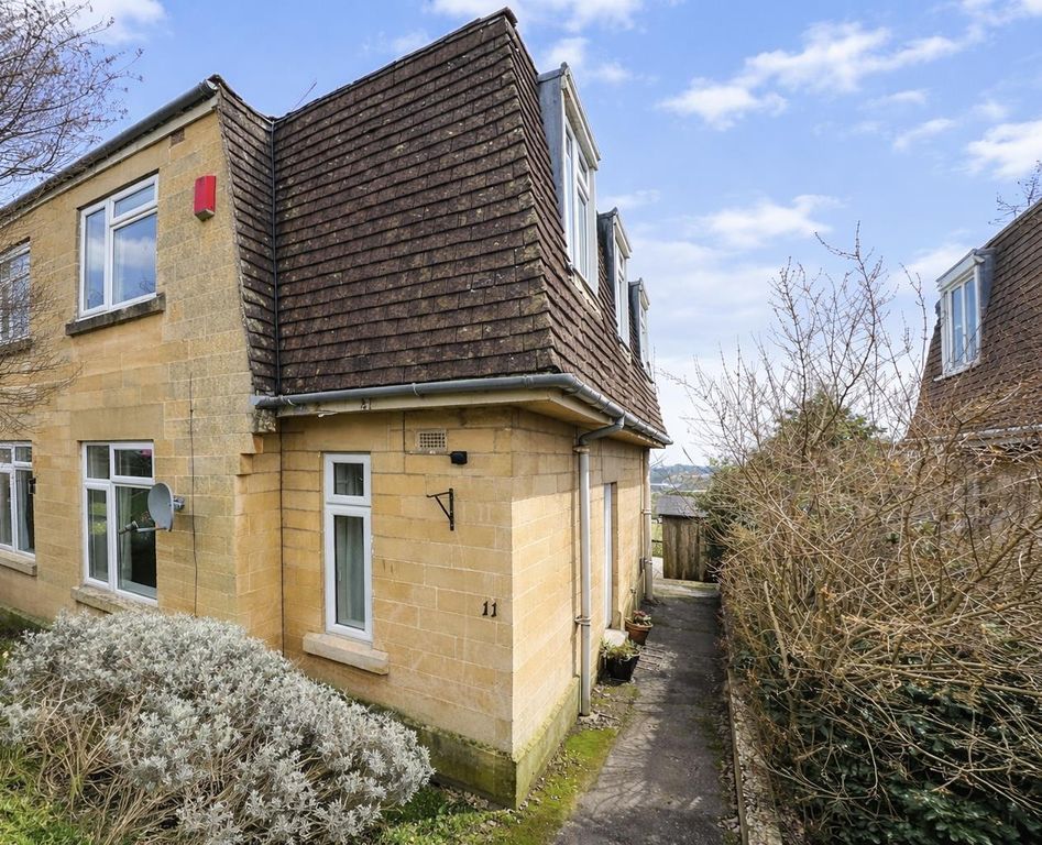 Property photo 1 of 13 Front