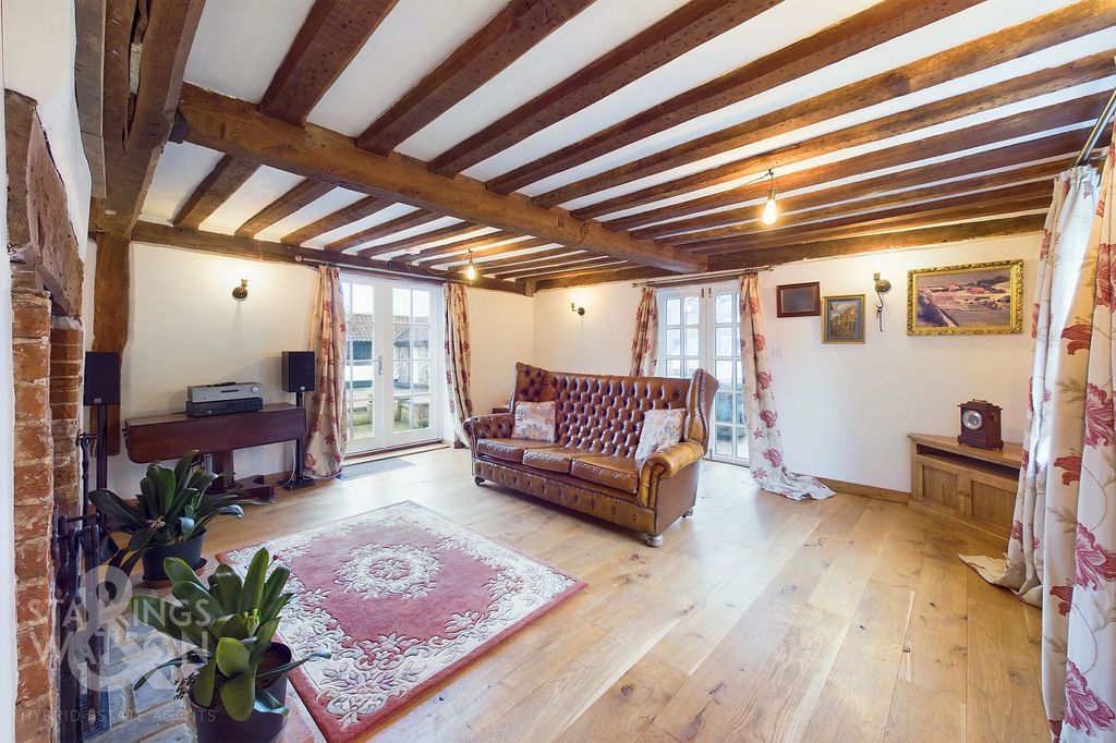 Property photo 3 of 54