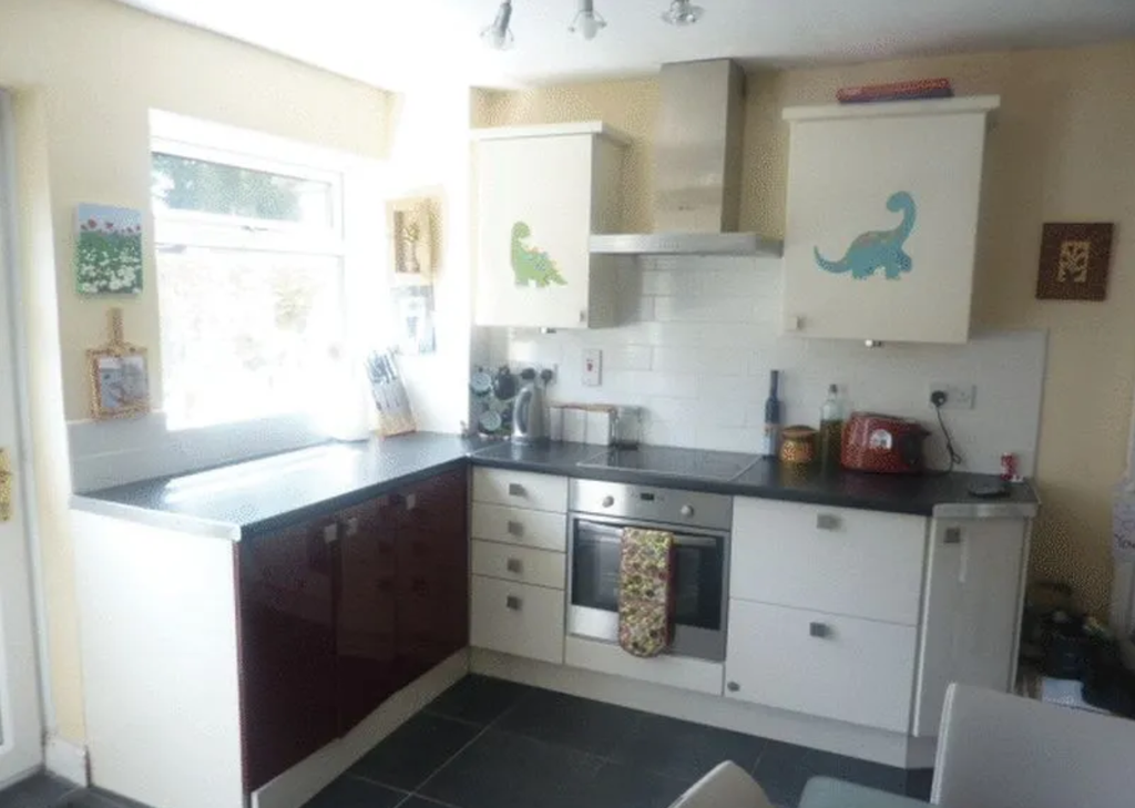 Property photo 3 of 7