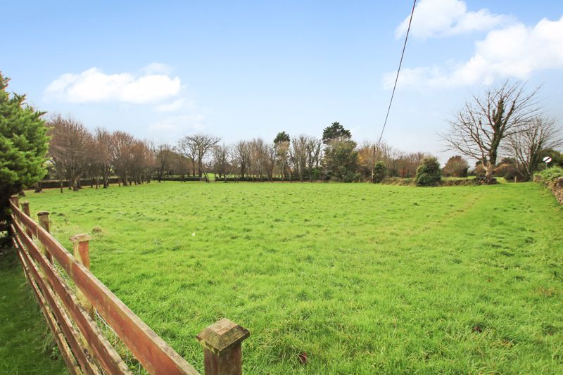 Property photo 2 of 29 Photo 26