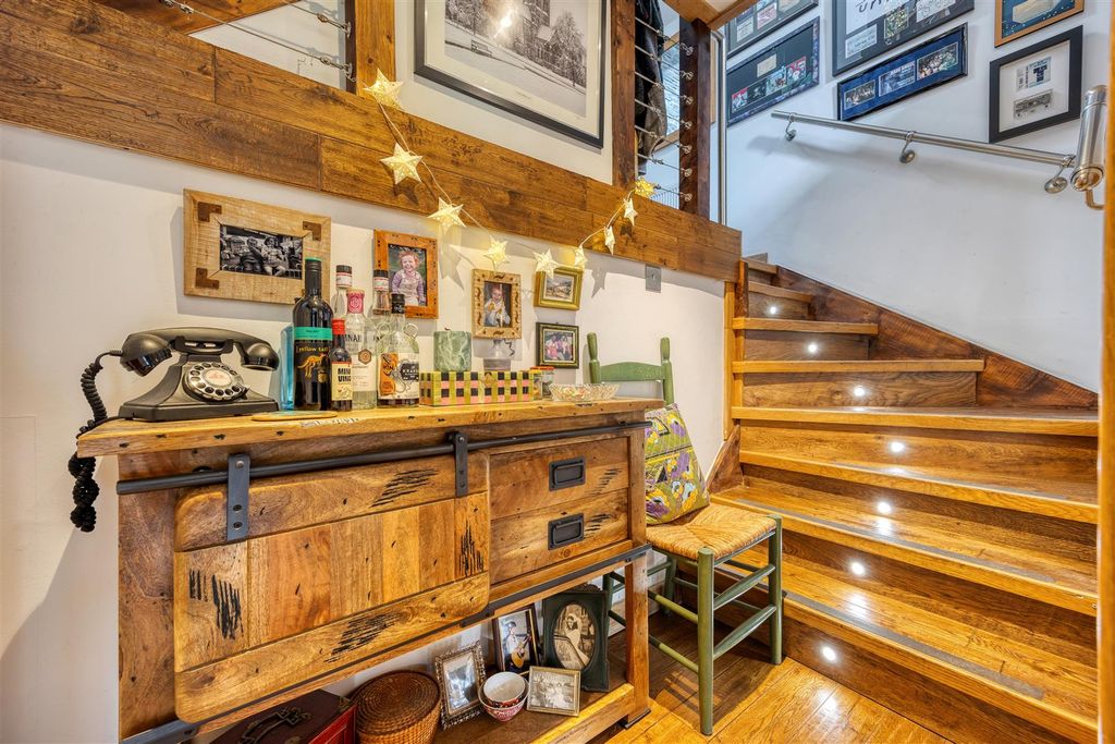 Property photo 3 of 35 2_The_Old_School_House_Milton_Of_Buchanan_031.Jpeg