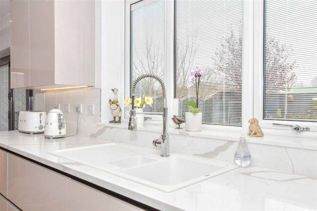 Additional image 4 of 4 bed detached house for saleNewchapel Road, Lingfield, Surrey RH7