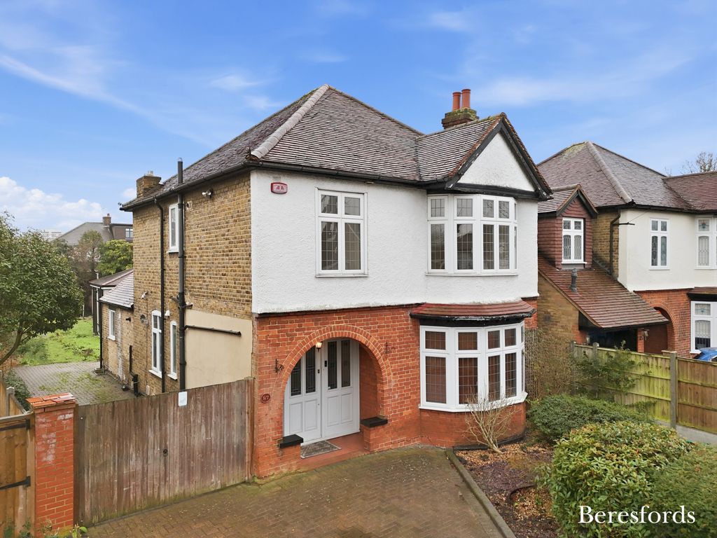 Property photo 1 of 17 Picture No. 02