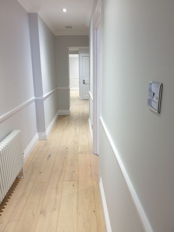 Property photo 2 of 16 Hallway