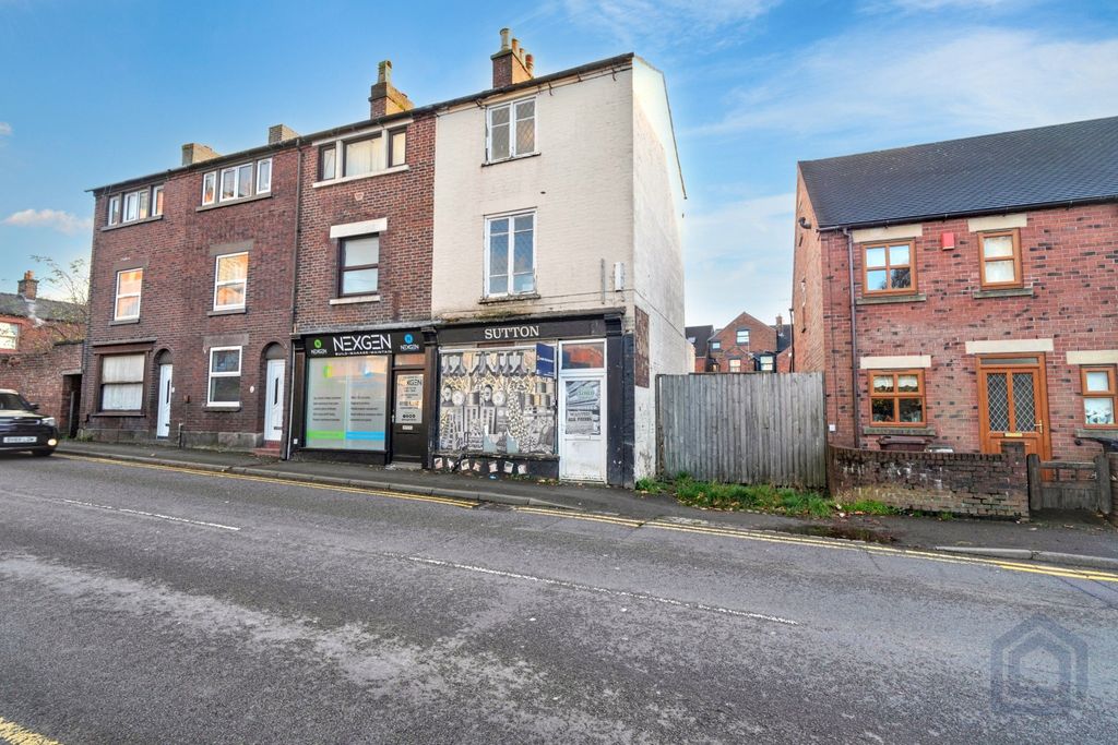 Property photo 2 of 11