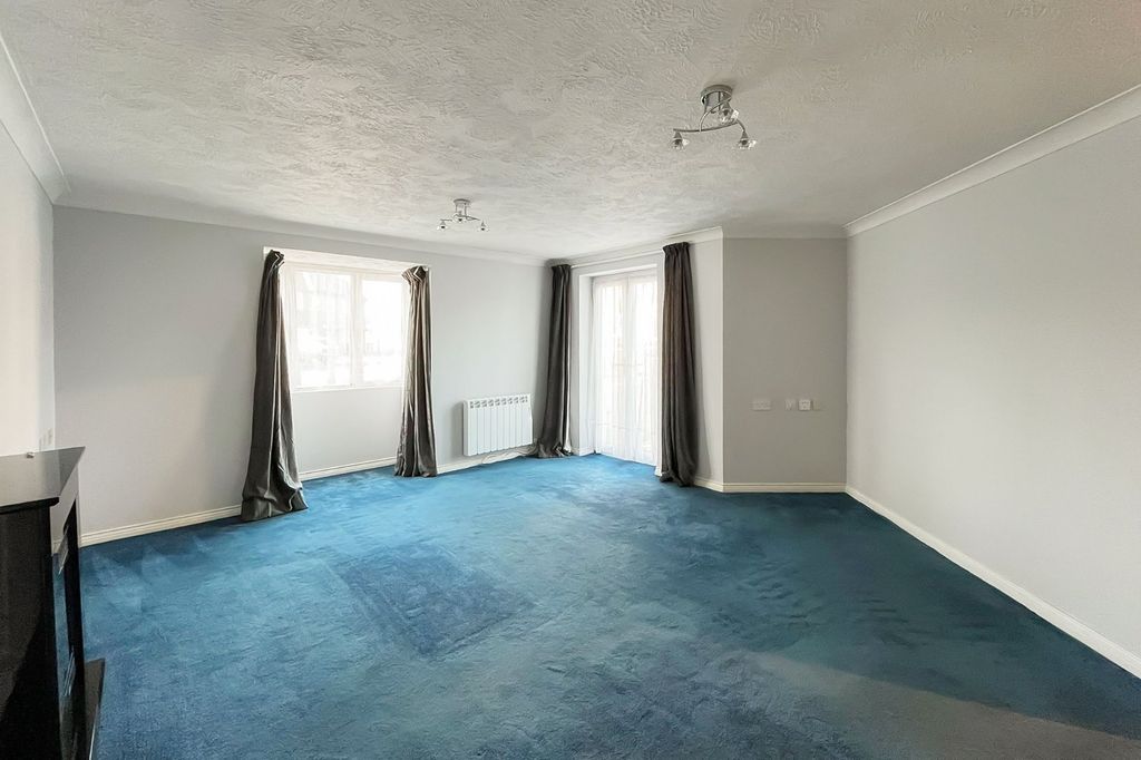 Property photo 3 of 18 Picture No. 04