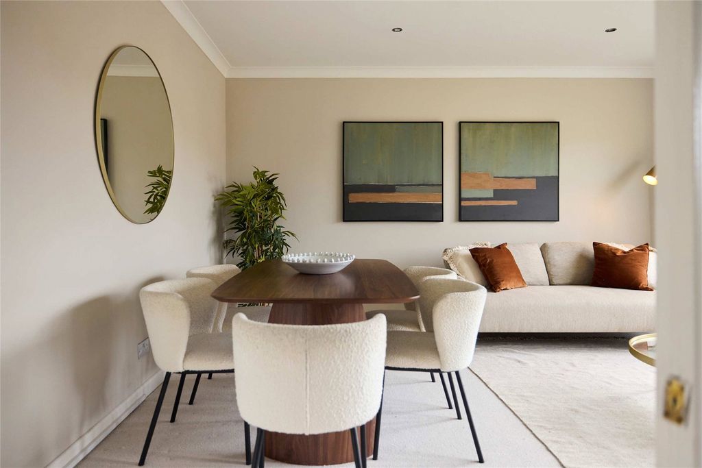 Property photo 1 of 17 Picture No. 16