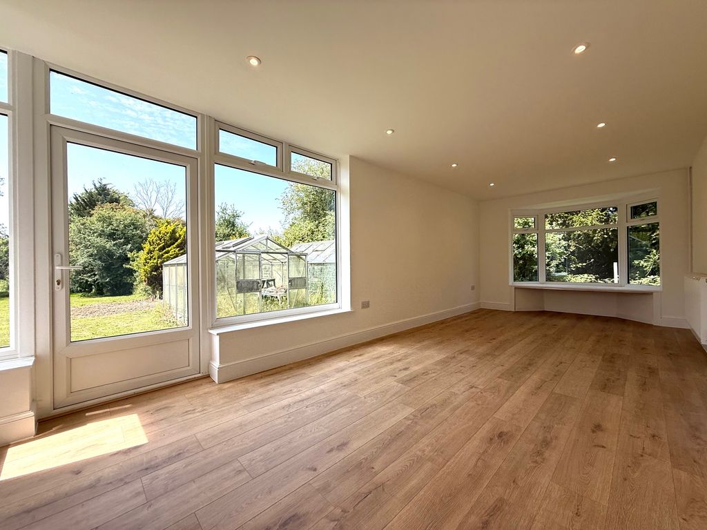 Property photo 2 of 14 Img_0692