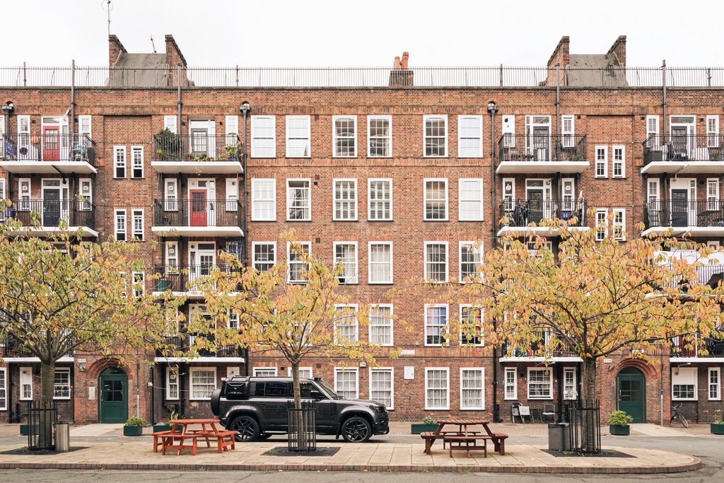 Property photo 2 of 28 317533 - A0Op6000006V3Udmas_N12.Jpg