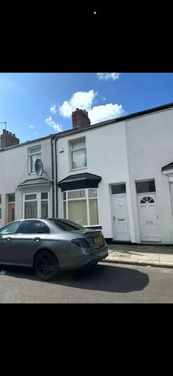 Property photo 1 of 3