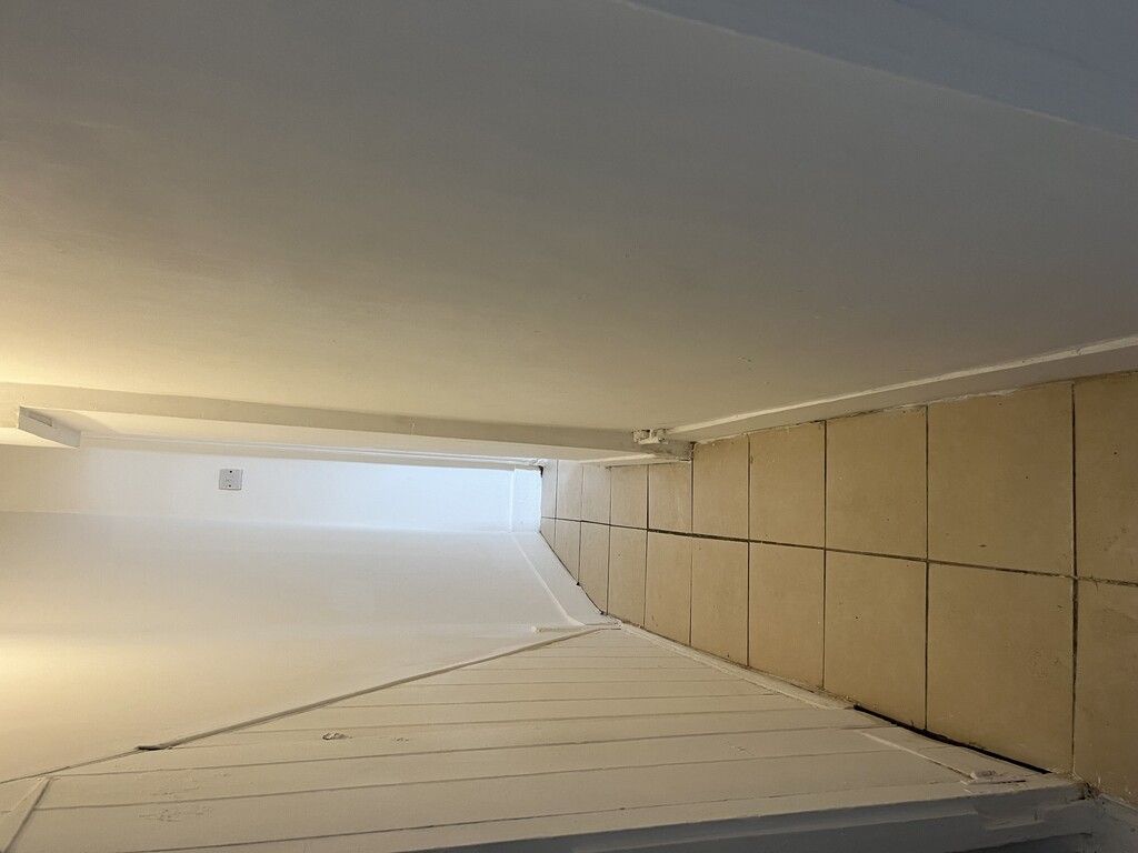 Property photo 3 of 7 Img_5062.Jpg