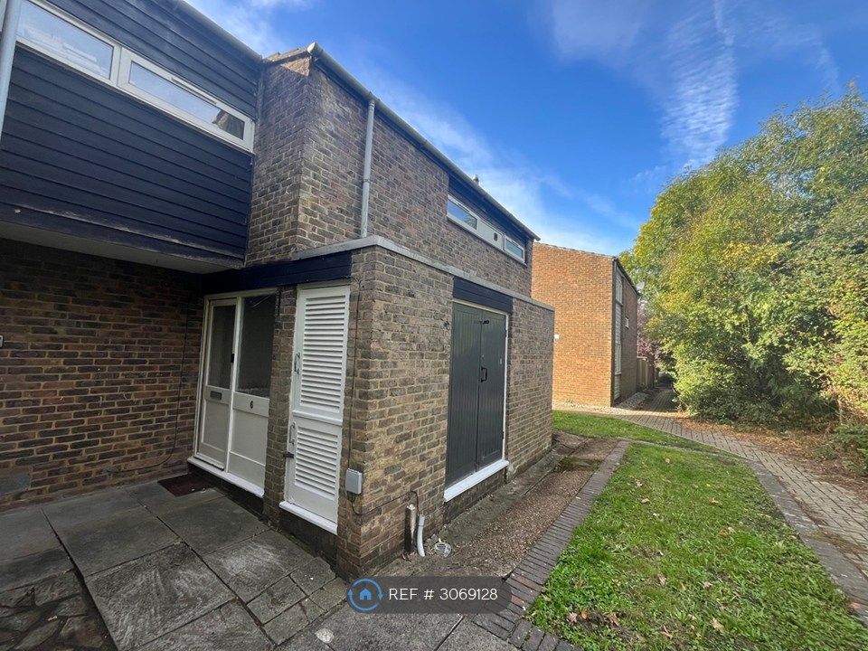 Property photo 1 of 13 Front
