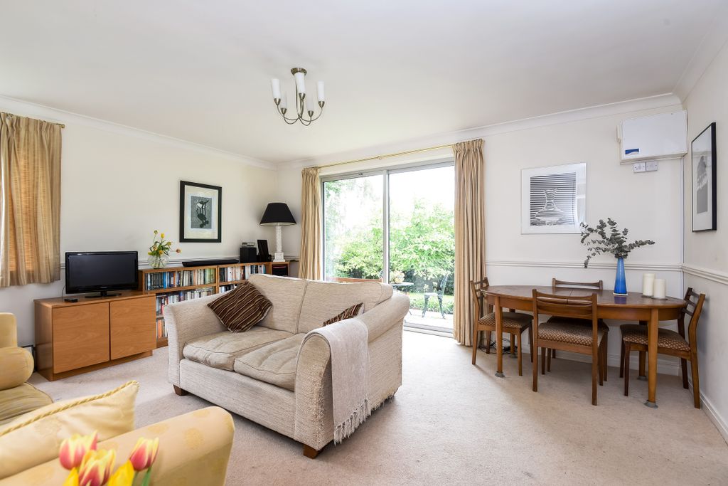 Property photo 2 of 10 Sitting Room 3