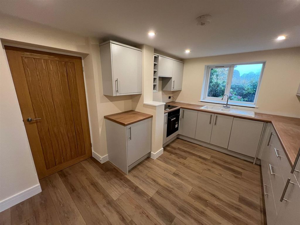 Property photo 3 of 16 Img-20251110-Wa0032.Jpg